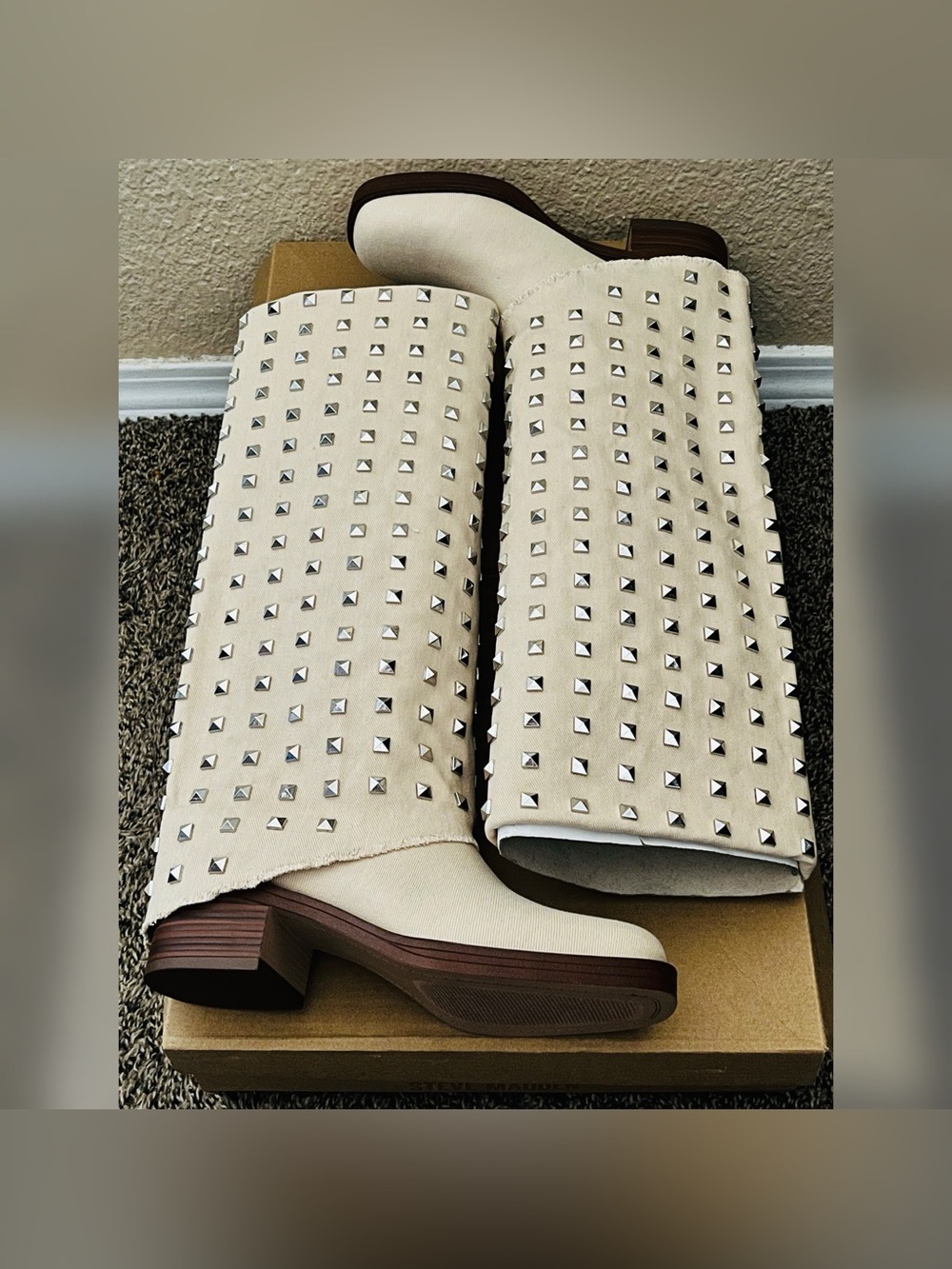 Steve Madden Women’s Recon Studded Design Beige Color Boots Size-6.5
